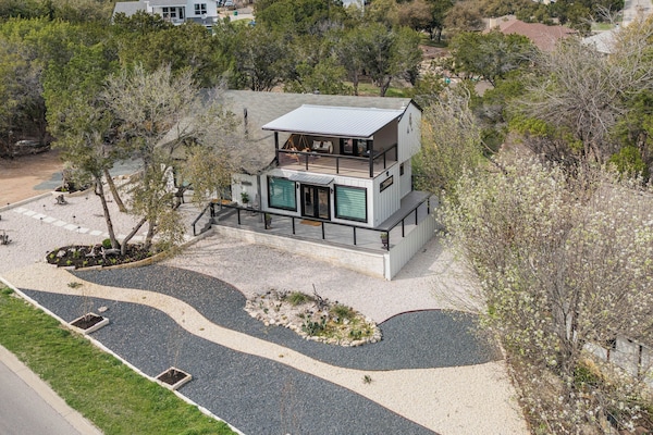Lago Vista Home W/ Putting Green, Pool & Jacuzzi - Lakeway, TX