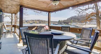 Lakefront Condo w/ Resort Amenities in Osage Beach
