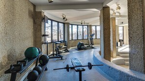Unclassified image, 3 of 40, button - Lakefront Condo w/ Resort Amenities in Osage Beach (Osage Beach)