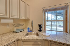 Apartment (0 Bedroom) | Interior - Morriston Studio: 13 Mi to World Equestrian Center (Morriston)