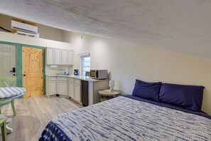 Apartment (0 Bedroom) | Front of property