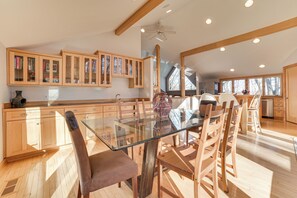 Maison (5 Bedrooms) | Intérieur