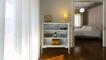 32-吋電視,提供數位頻道