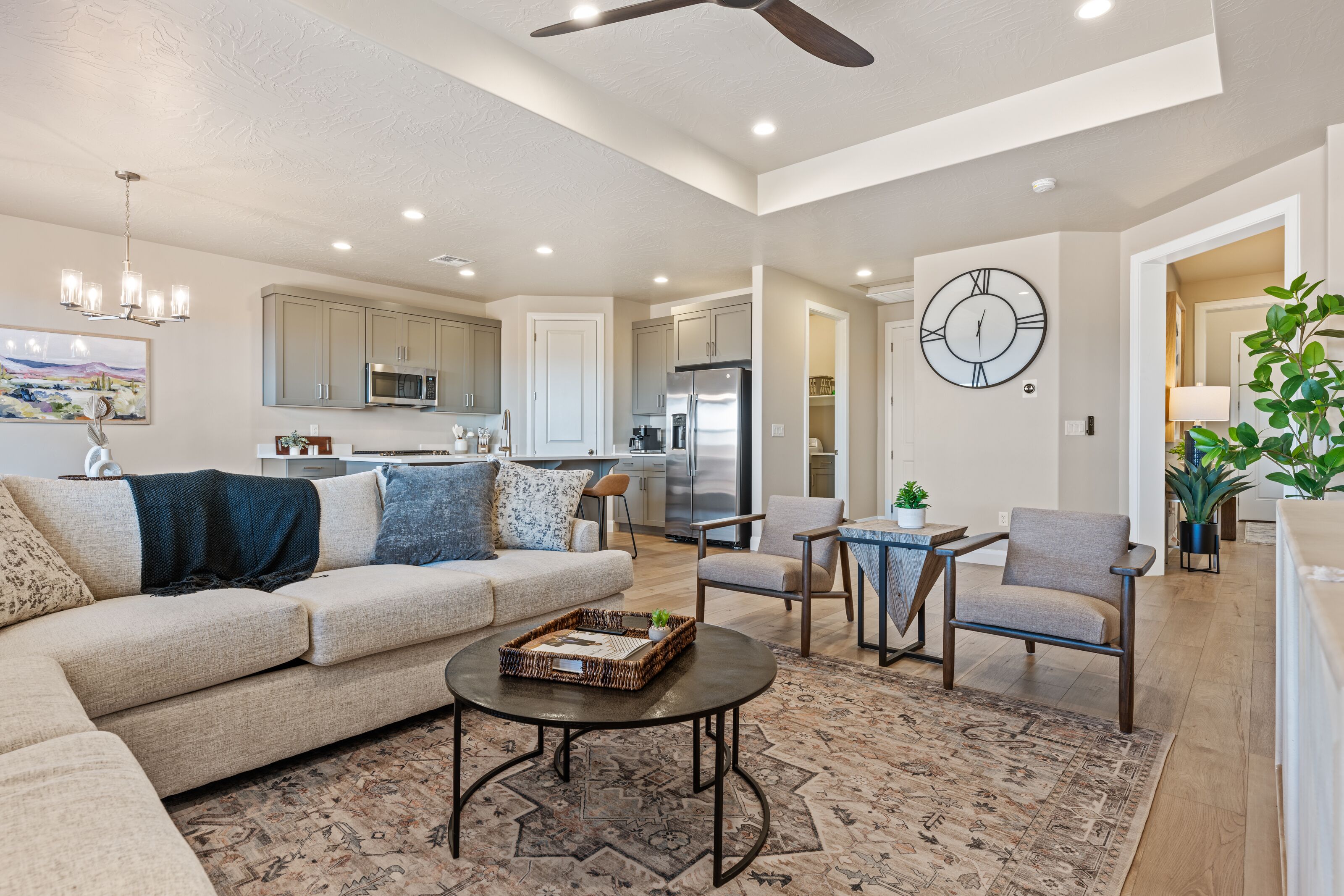 Crown Point: Ping Pong, Foosball, Hot Tub, Community Pools