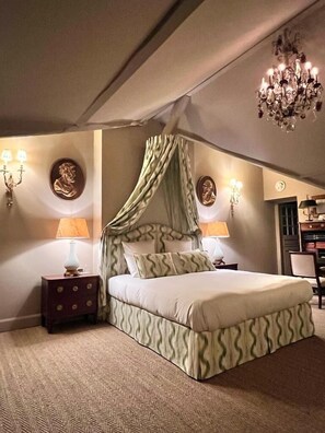 Phòng Suite, có phòng tắm riêng, quang cảnh vườn (Suite Doisonville) | 1 phòng ngủ, bộ trải giường bằng vải cotton Ai Cập