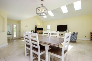 Dining - Beach House 3 - Captiva (Captiva)