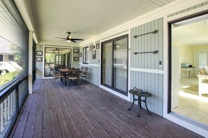 Outdoor dining - Beach House 3 - Captiva (Captiva)