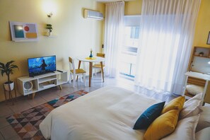 1 Schlafzimmer, Schreibtisch, Bügeleisen/Bügelbrett, kostenloses WLAN