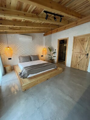 Standard Loft | 1 bedroom, premium bedding, desk, laptop workspace