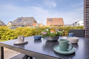 Outdoor dining - Ferienwohnung in St.Peter Ording (St Peter-Ording)