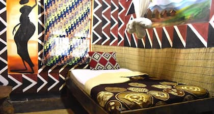 Room in B&B - Red Rocks Rwanda - Double Room With Shared Bathroom