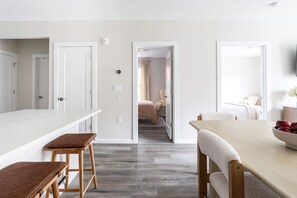 Unclassified image, 2 of 37, button