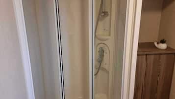 Kabin | Kamar mandi | Shower dan tisu toilet