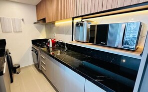 Basic Apartment | Private kitchen