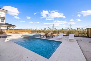 Beheizter Pool