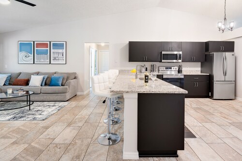 Beautiful Deluxe Home near Daytona beach/Orlando