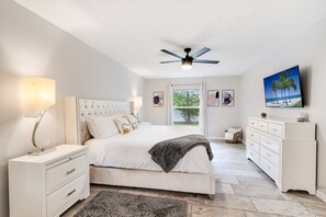 3 habitaciones, escritorio, tabla de planchar con plancha y wifi gratis 