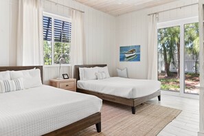 7 bedrooms, in-room safe, iron/ironing board, free WiFi