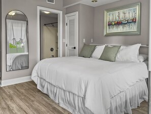 1 bedroom, WiFi, bed sheets - Newly remodeled condo in the heart of Carillon Village with spectacular views! (Panama City Beach)