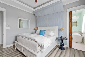 3 bedrooms, free WiFi, bed sheets