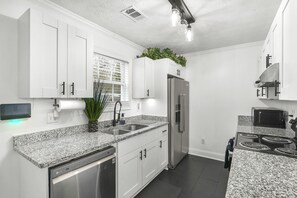 Townhome | Private kitchen | Espresso maker - RTM BnB (Atlanta)