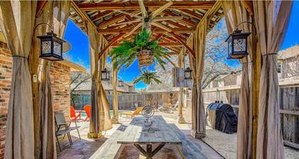 North Austin Gem! The Way a Vacation Rental is Supposed to Be. Great Vibes!