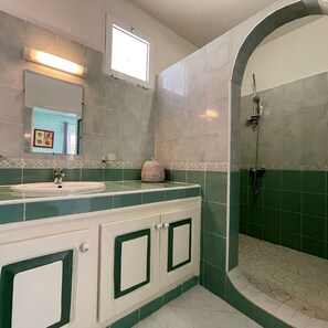 Towels, soap, toilet paper
