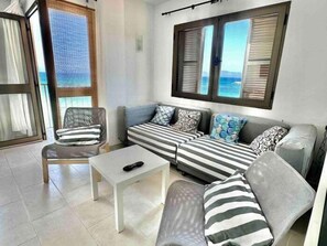 TV - Villas2meet Apartamento Alborada (Can Picafort)