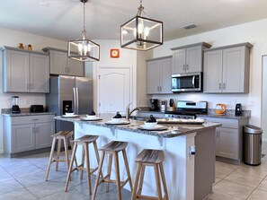 Fridge, microwave, oven, stovetop - Beautiful 5 Bed Pool Home with Game Room-7543OL (Davenport)