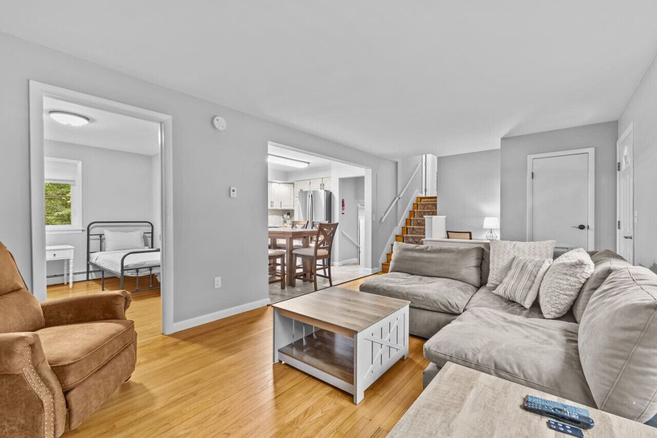 Televisión y chimenea 