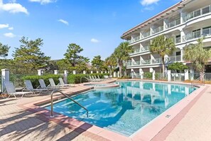 Pool - 1 br condo on 30a. New remodeled & furnishings. Walking distance to everything! (Panama City Beach)