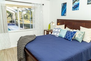 4 bedrooms, iron/ironing board, WiFi