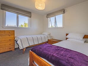 3 bedrooms, WiFi, bed sheets - Alpine Rest - National Park Holiday Home (National Park)