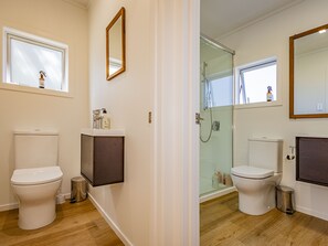 Shower, hair dryer - Alpine Rest - National Park Holiday Home (National Park)