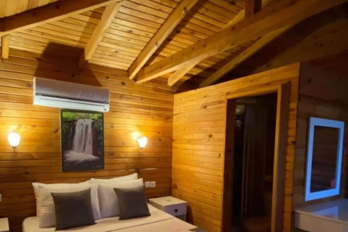 Eenvoudige bungalow, uitzicht op zee | 1 slaapkamer, gratis extra bedden, beddengoed