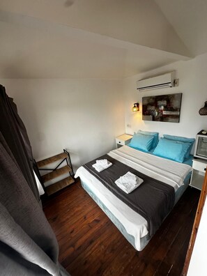 1 chambre, lits pliants/supplémentaires gratuits, draps fournis