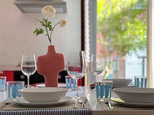 Apartment for 9 people - 4 min walk from Mestre Station (Venice)