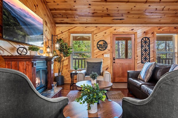 Smart-tv, tv-spel, dvd-spelare och böcker