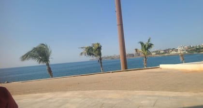 À 5 min de la Plage ! Appartement Avec une Grande Salle, Idéal Pour les Familles