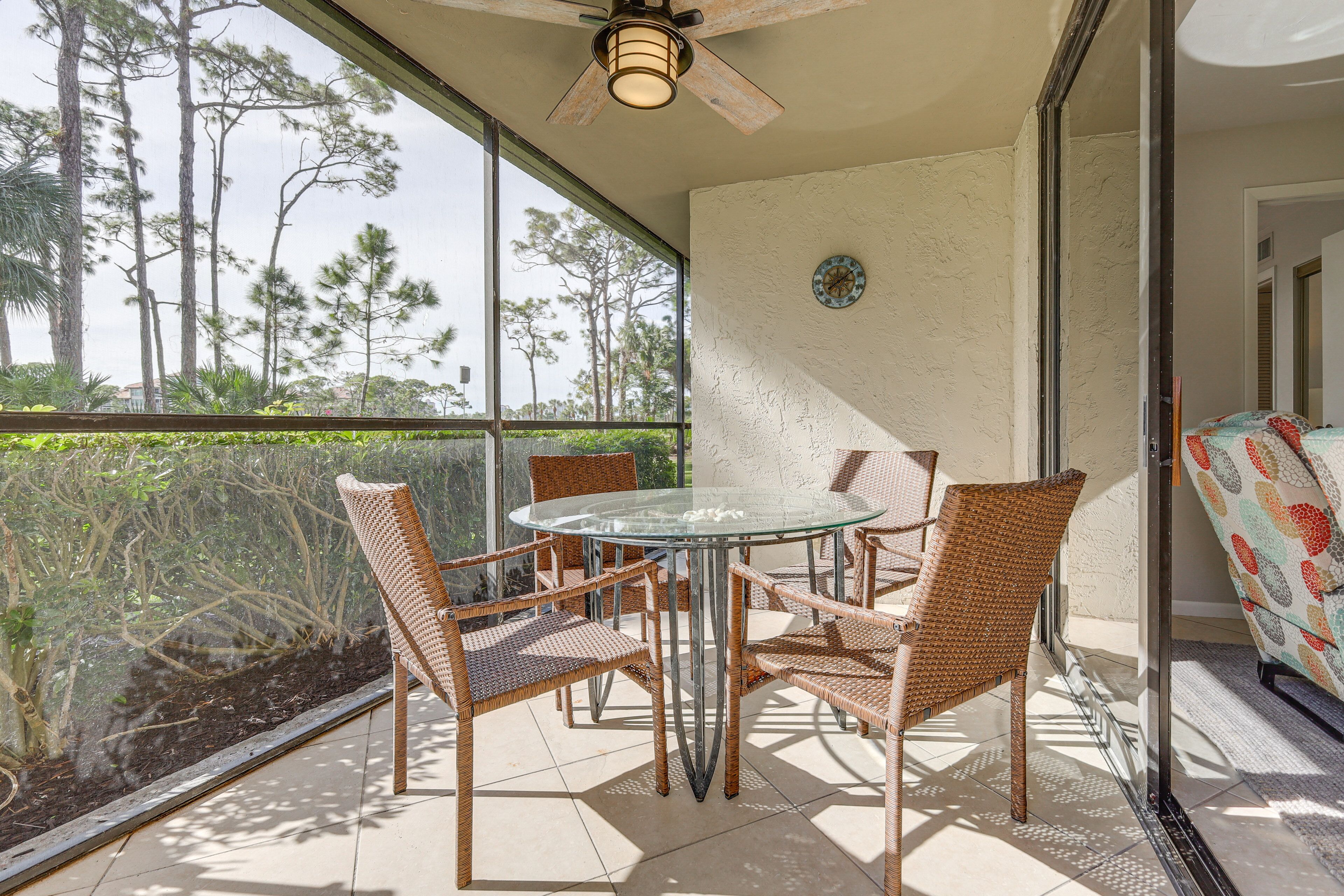 Bonita Springs Escape w/ Community Pool + Hot Tub!