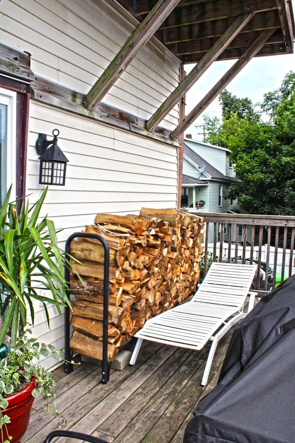 Terrace/patio - Hallowell Historic Rooming House (Hallowell)