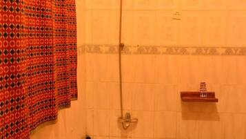 Room, 1 Bedroom, Accessible, Smoking | Bathroom