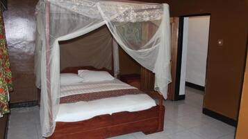 Room, 1 Bedroom, Accessible, Smoking | 1 bedroom