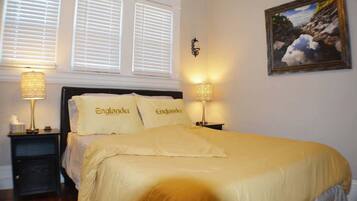 3 habitaciones, tabla de planchar con plancha, wifi y ropa de cama