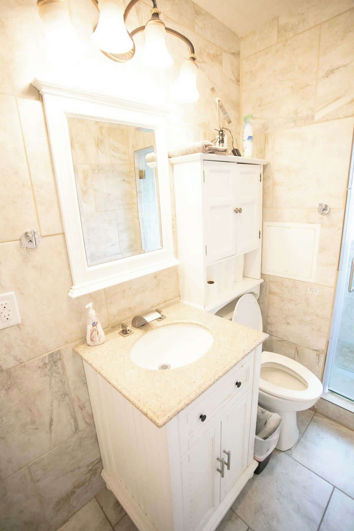 Shower, hair dryer, shampoo