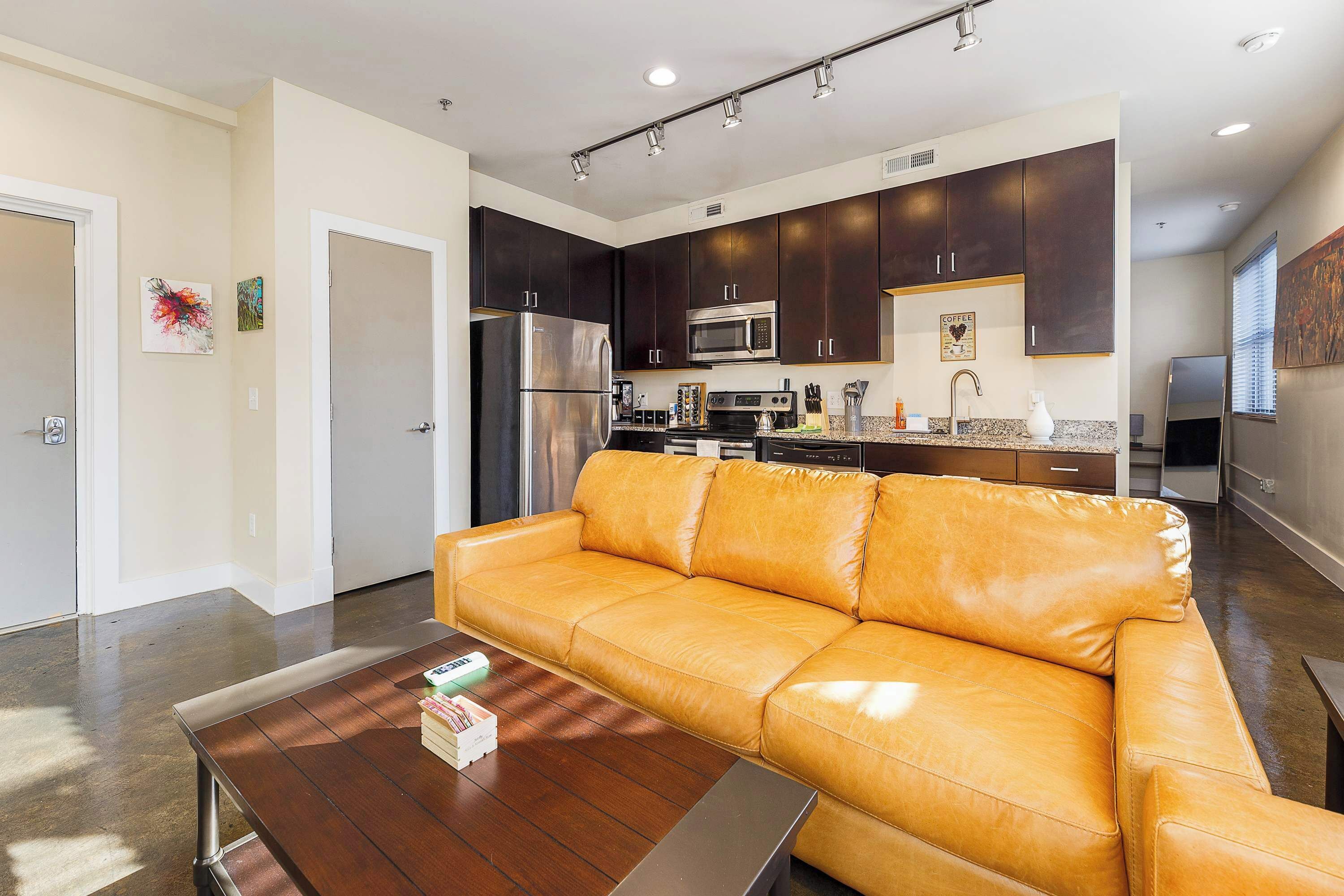 TV, fireplace, offices