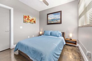 2 bedrooms, desk, iron/ironing board, WiFi