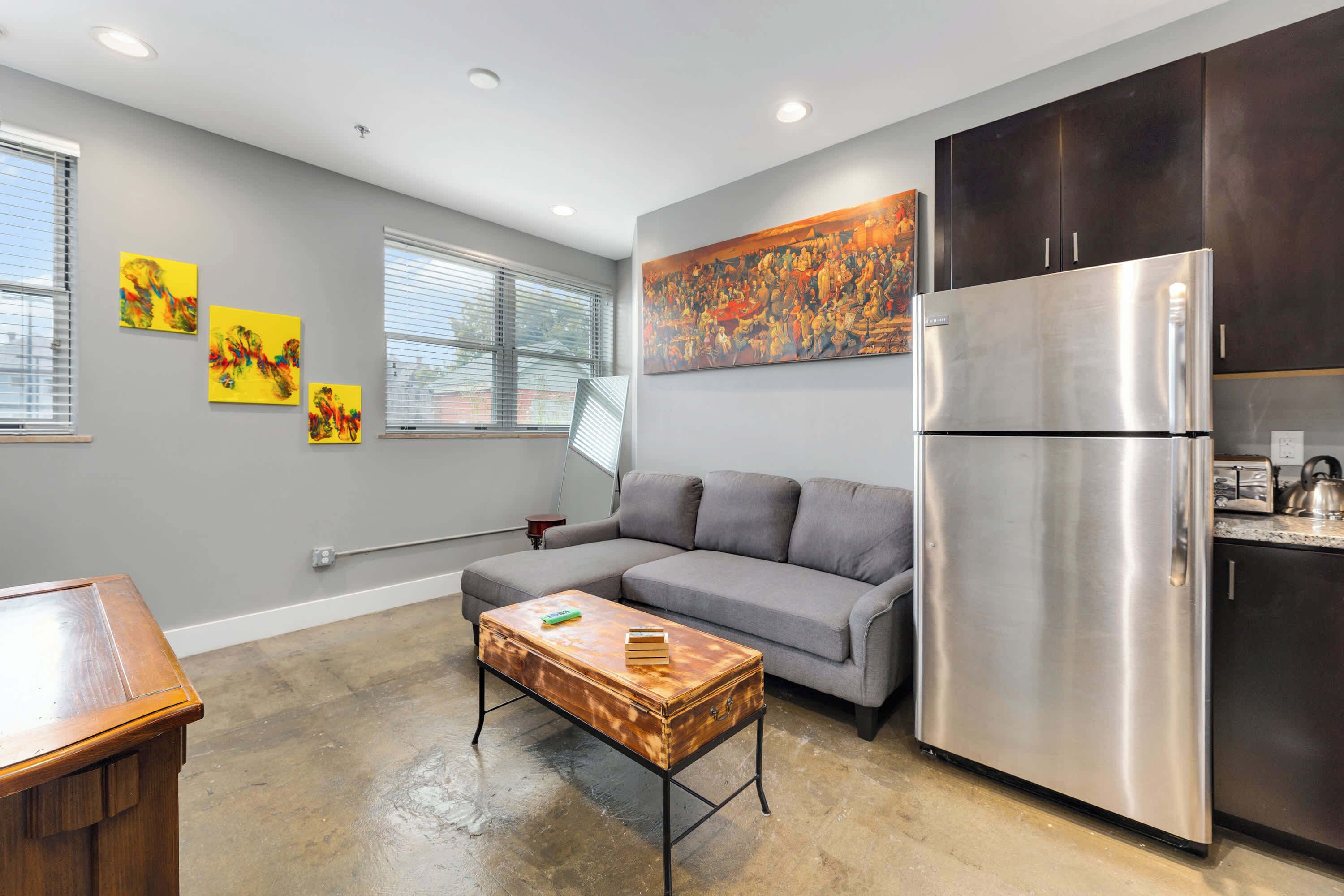 TV, fireplace, offices