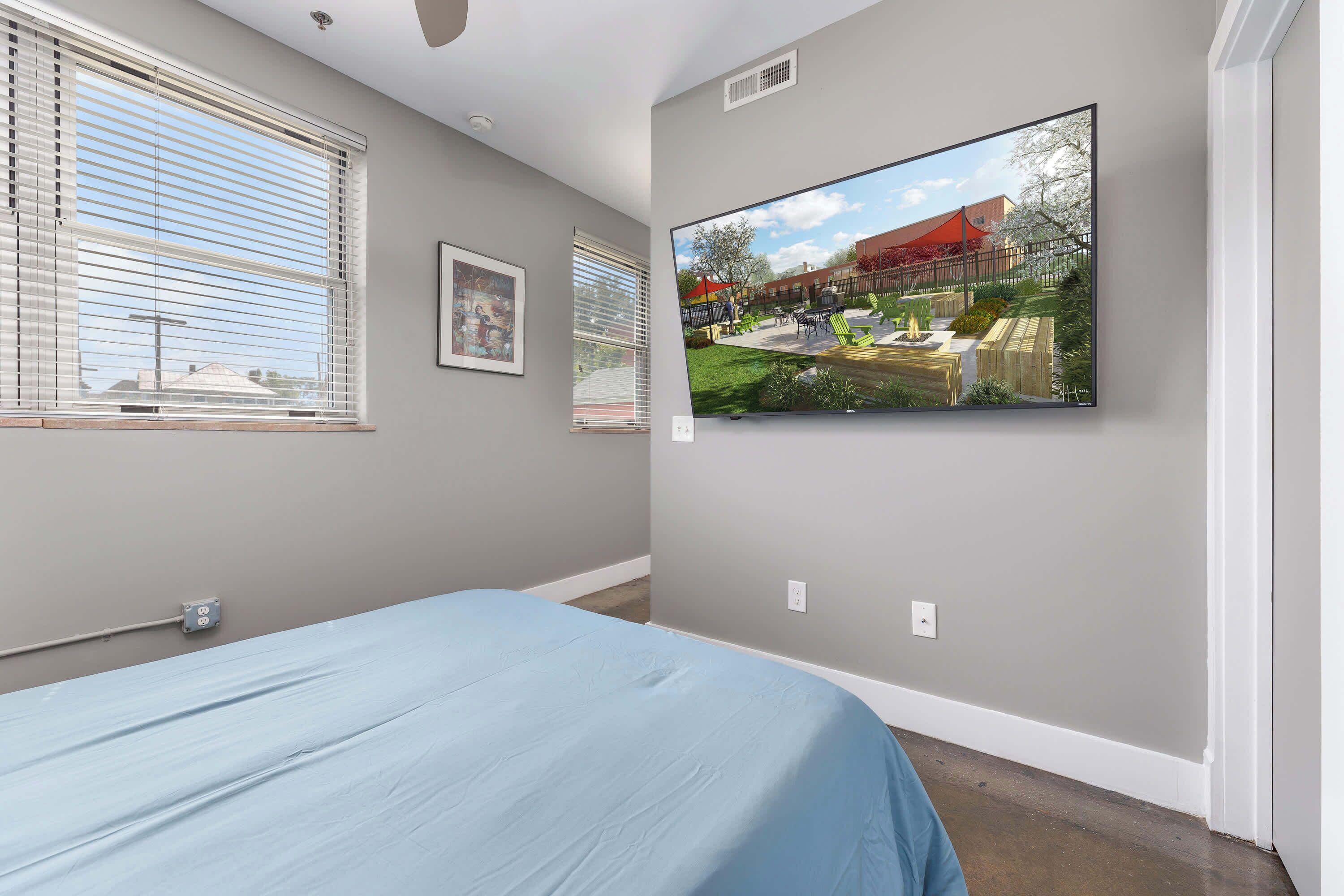 2 bedrooms, desk, iron/ironing board, WiFi