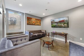 TV, offices